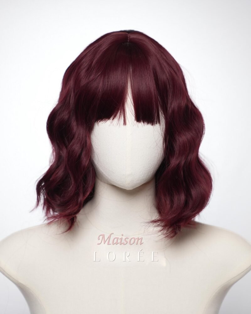 Ondulée Bob rouge bordeaux avec frange