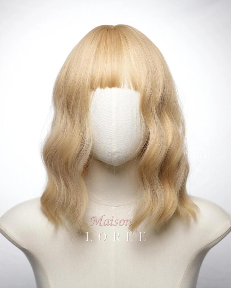 Perruque blonde ondulée Bob avec frange