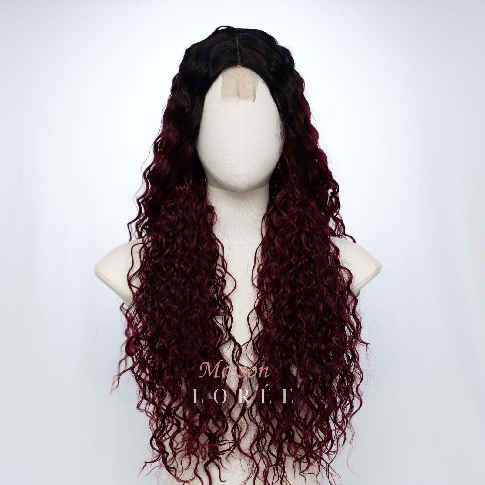 Perruque bouclée bordeaux ombré 61 cm