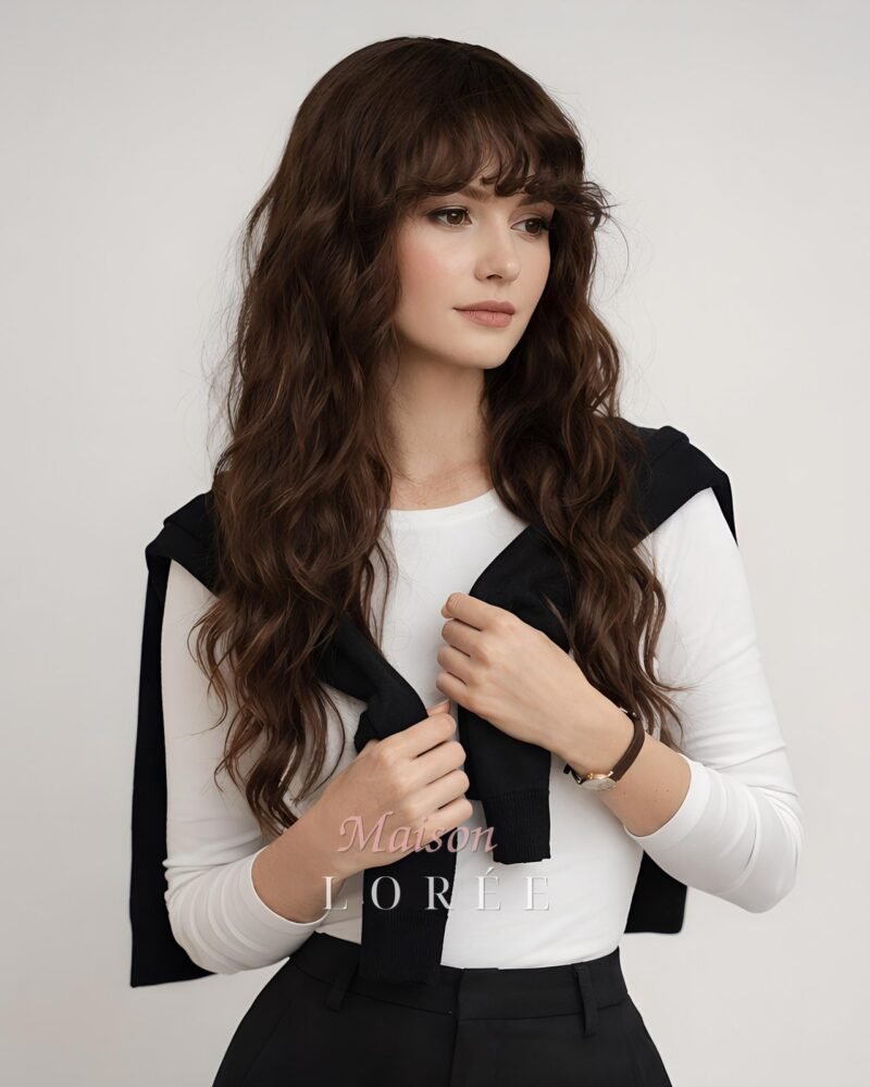 Perruque ondulée marron foncé 61 cm avec frange – Cheveux synthétiques longs