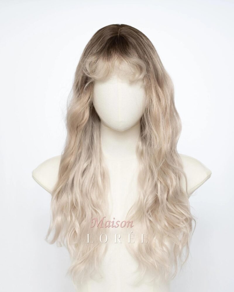 Ondulée 22 pouces blond cendré ombré avec frange