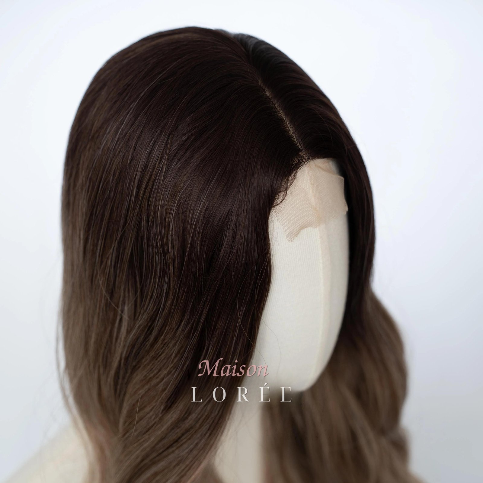 Petite Perruque Lace Front Dégradé Blond Cendré Foncé 24 Pouces – Image 3