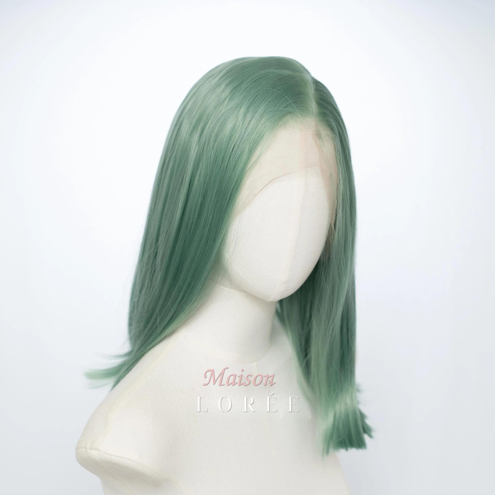 Perruque droite 13 x 4 lacets vert menthe 16 pouces — lisse, 40 cm, teinte vert — vue de trois quarts