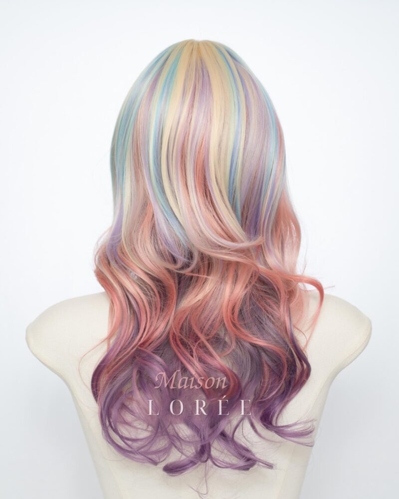 Perruque arc-en-ciel pastel de 22 pouces avec frange