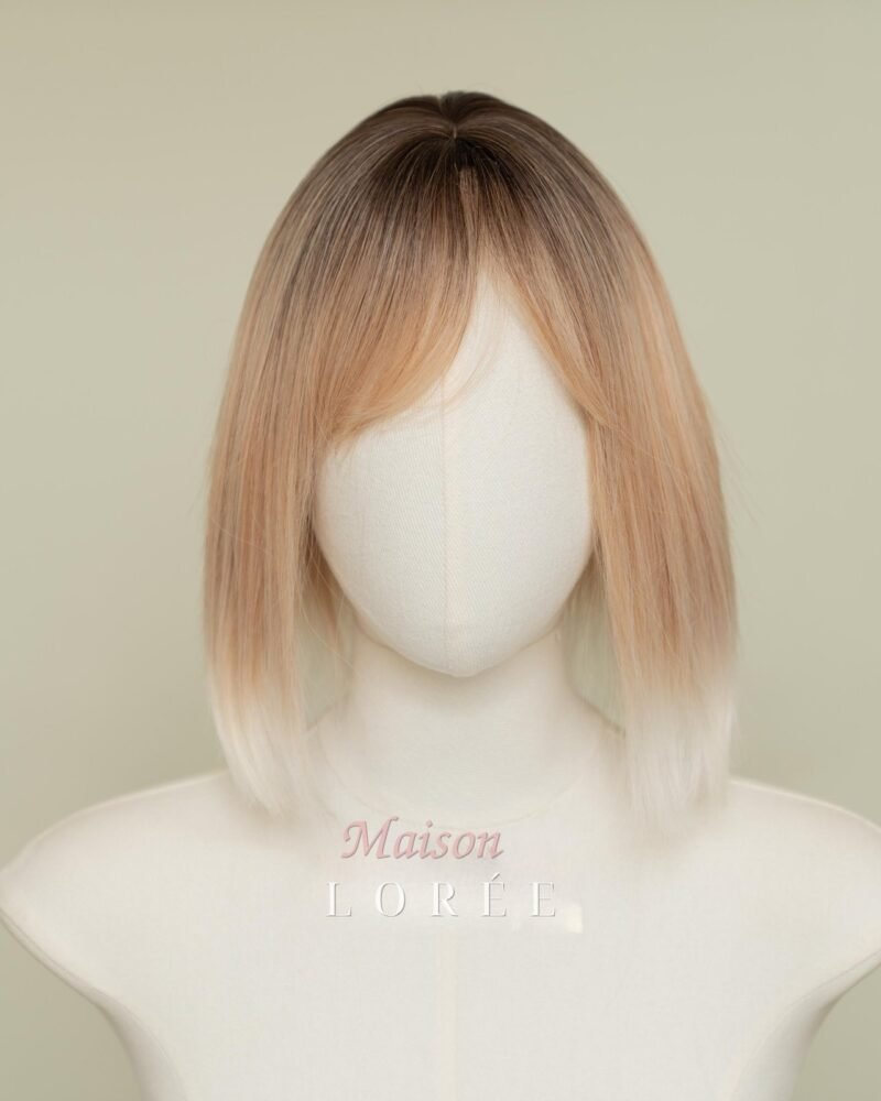 Perruque carrée ombrée brune à blonde de 30 cm avec extrémités blanches