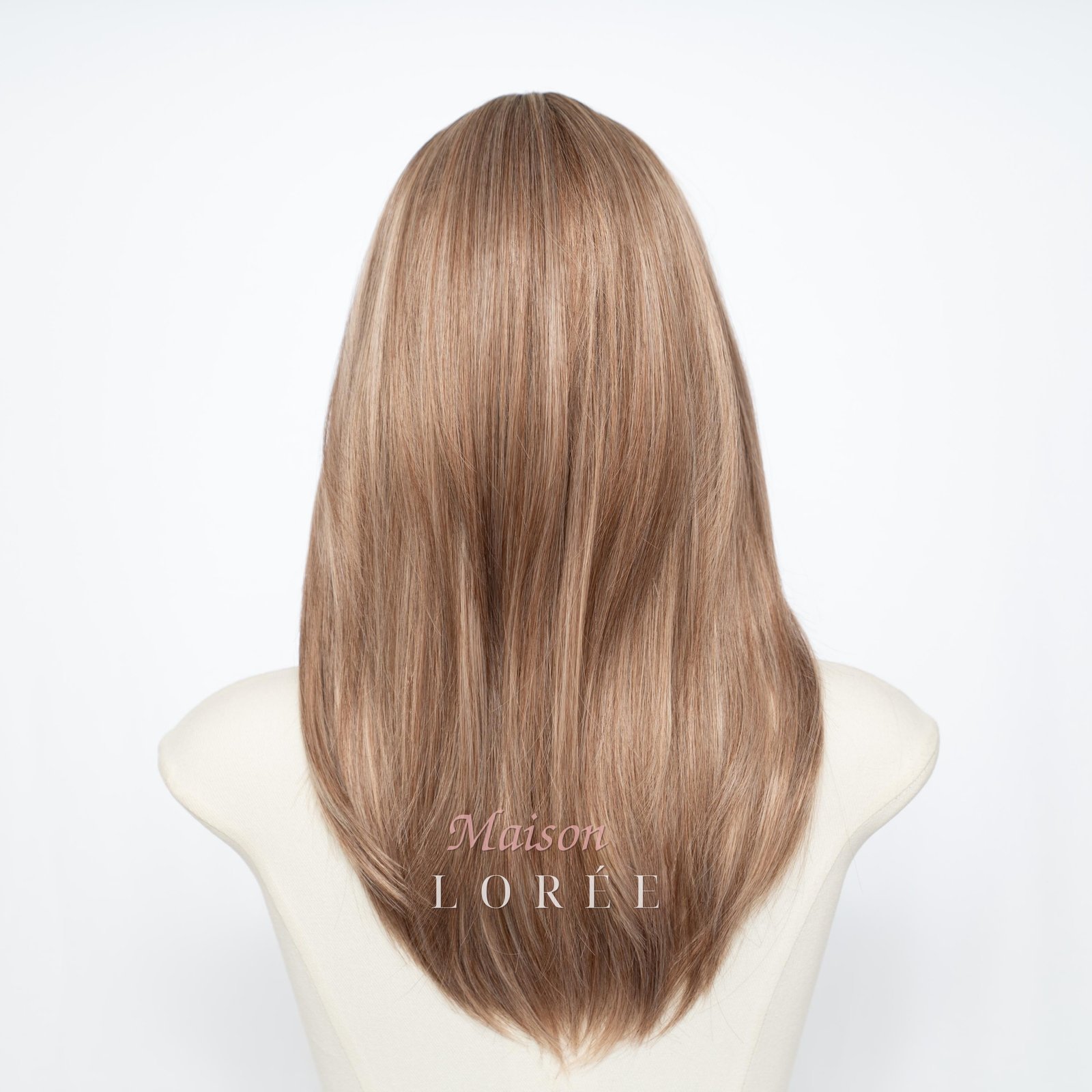 Perruque droite blonde à balayage de 50 cm (20 po.) avec frange – Image 4