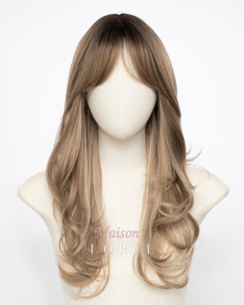 Ondulée blonde sale de 22 pouces avec frange